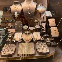 ویترین و مانکن مغازه طلا فروشی|فروشگاه و مغازه|تهران, سازمان آب|دیوار