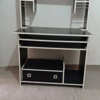 میز کامپیوتر نو