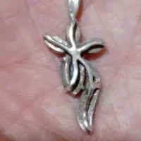 پلاک نقره با نگین اصل زمرد زمبیا مخراجکاری الماس|جواهرات|کرمانشاه, |دیوار