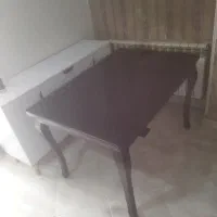 میز چهار نفره