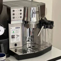 قهوه ساز دلونگی دارای مخزن شیر