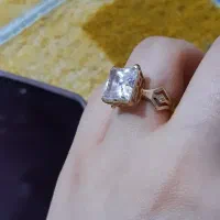 انگشتر و گردنبند