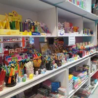 فروشنده خانم