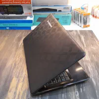 لپ تاپ تمام سالم برای برنامه نویسی و اداری