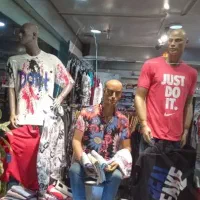 مانکن زنونه مردونه بچگانه موجود است