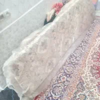 دوتا مبل خلینی دارم