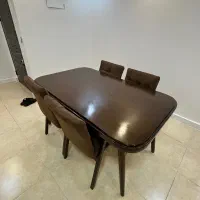 میز ناهار خوری ۶ نفره با ۴ عدد صندلی
