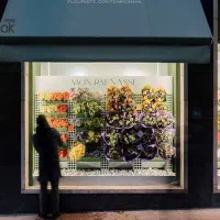استخدام نیرو آقا وارد برای گلفروشی