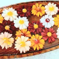 شمع طرح گل بابونه در ۴ رنگ