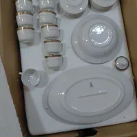 سرویس چینی زرین۱۲ نفره