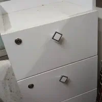 ترولی|آرایشگاه و سالنهای زیبایی|رشت, معلولین|دیوار