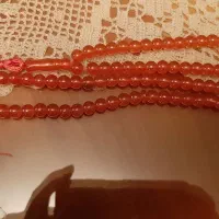 تسبیح عقیق  و کهربا و چاقو|کلکسیون اشیاء عتیقه|اردبیل, |دیوار