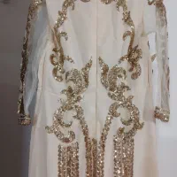 لباس عروسی|لباس|خوی, |دیوار