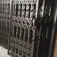 درب اکاردیونی وحفاظ