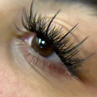 اکستنشن مژه،لیفت ابرو و مژه