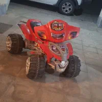 ماشین چهار چرخ برقی