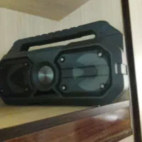 اسپیکر کاملا سالم