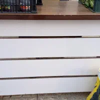 پالت و میز و صندلی