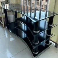 میز تلویزیون شیشه ای