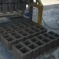 کارگر بلوک زنی اردبیل ابی بیگلو