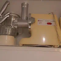 آبمیوه دوکاره همراه با چرخ گوشت|آبمیوهگیر و آبمرکباتگیر|اسلامشهر, صادقیه|دیوار