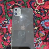 یک دستگاه گوشی ایفون ۱۱نرومال