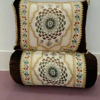 بالشت و پشتی