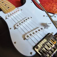 fender squier Affinity Stratocaster فندر|گیتار، بیس، امپلیفایر|تهران, لویزان|دیوار