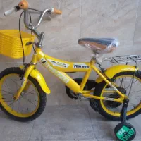 دوچرخه  +++ ۱۶کودک