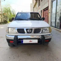 نیسان پیکاپ دوکابین