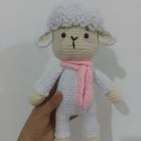 عروسک بره بافتنی