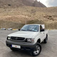 تویوتا هایلوکس