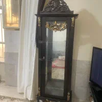 یک عدد بوفه و یک دست مبل هفت نفره ب فروش میرسد|مبلمان خانگی و میز عسلی|کرمان, |دیوار