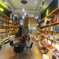 باریستا خلاق وباتجربه برای کار حرفه ای ترجیحا خانم