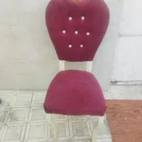 صندلی غذاخوری به همراه میز