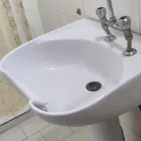 تجهیزات آرایشگاهی|آرایشگاه و سالنهای زیبایی|گرمسار, |دیوار