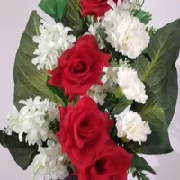 گل وگلدان
