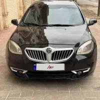 برلیانس 330مدل۹۶ بی خط و خش کاملا تمیز