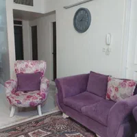 اجاره همکف حیاط دار .ویلایی|اجارهٔ کوتاه‌مدت آپارتمان و سوئیت|شاهین‌شهر, سعدی شمالی|دیوار