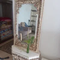 ایینه وکنسول