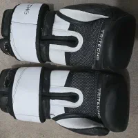 دستکش حرفه ای  بوکس ، وزنه خور|تجهیزات ورزشی|همدان, |دیوار