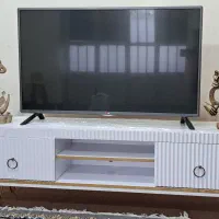 میز تلویزیون کاملا نو نو  شیک و جذاب
