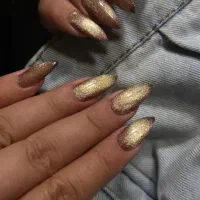 کاشت ناخن یلدایی