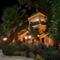استخدام نیرو کمک بار و کمک آشپز