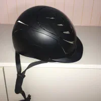 کلاه سوارکاری