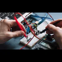 آموزش الکترونیک و تعمیرات برد با مدرک فنی