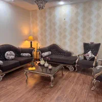 مبل کلاسیک بهمراه میز ناهار خوری ۸ نفره