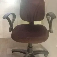 صندلی کامپیوتر در حد نو