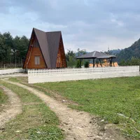 اجاره کلبه سوییسی آلاچیق دار جاده ییلاق ماسال