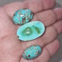 فیروزه نیشابور ، سه عدد
